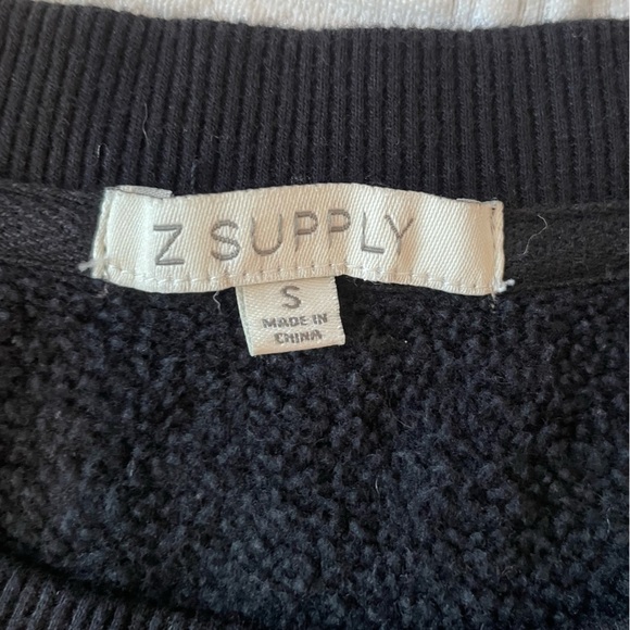 Z Supply Classic Crew Sweatshirt Black XS - Picture 6 of 11